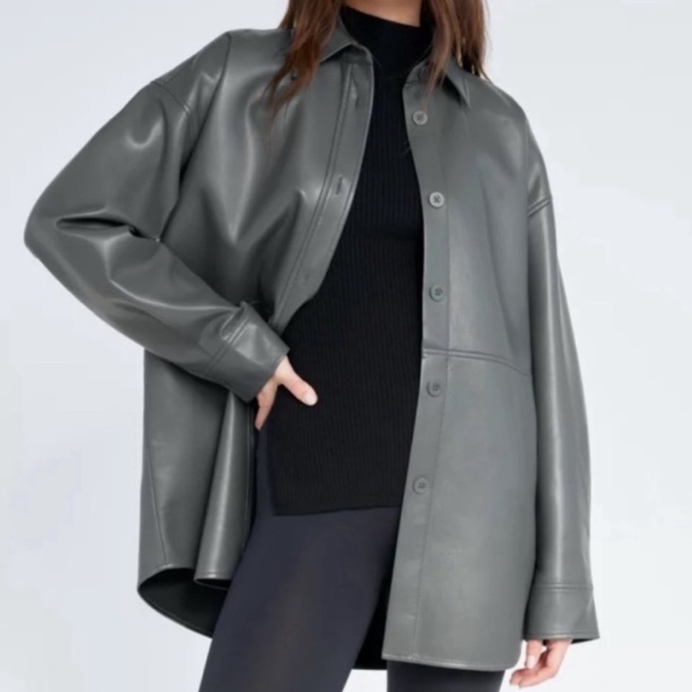 Aritzia olive green Pelli shirt jacket